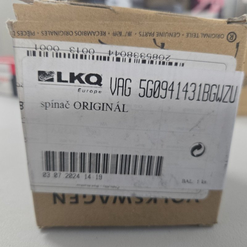 Original Volkswagen Headlight Switch -  (5G0-941-431-BG-WZU) 2018-2021