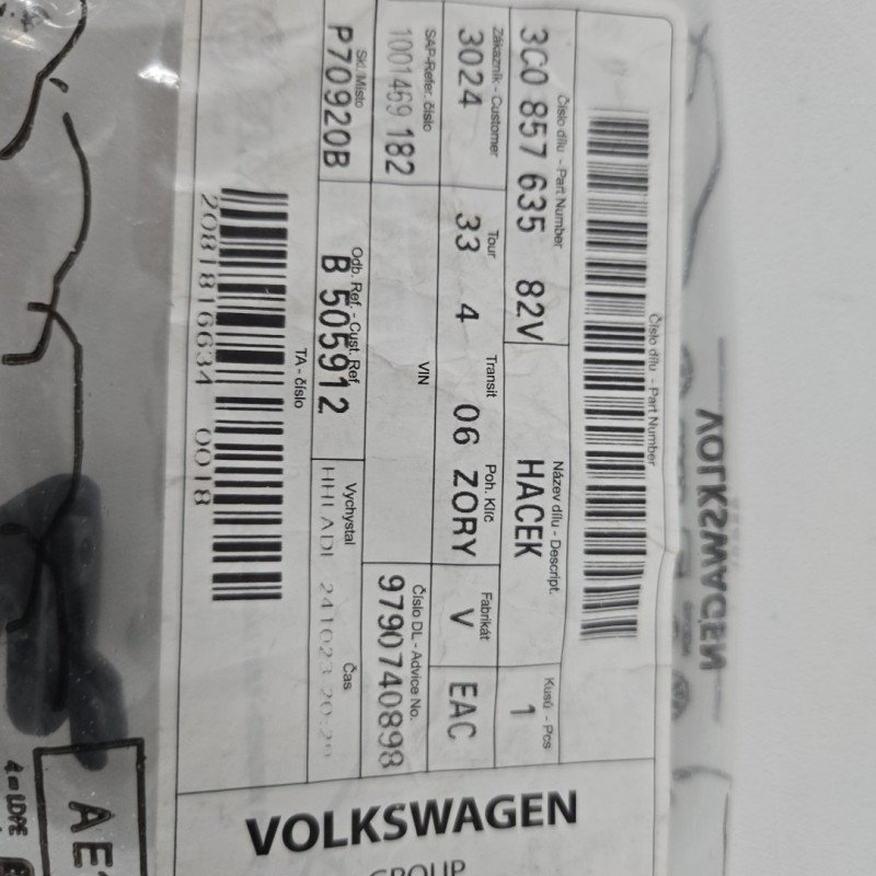 Coat Hook Part Number: 3C085763582V Fits Touareg, Black