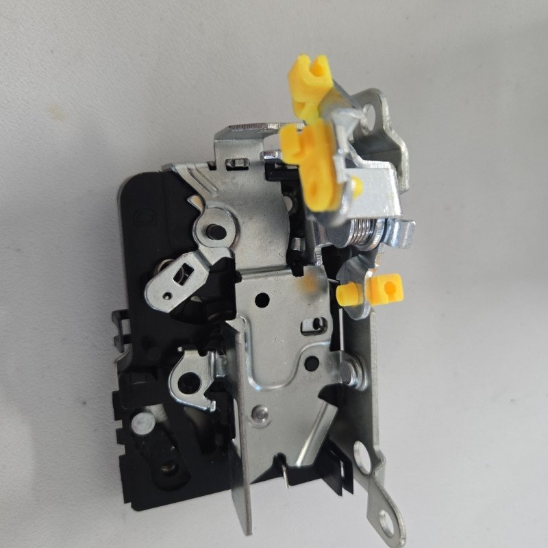 Genuine P rear door lock [05-14] for DACIA LOGAN 8200928505